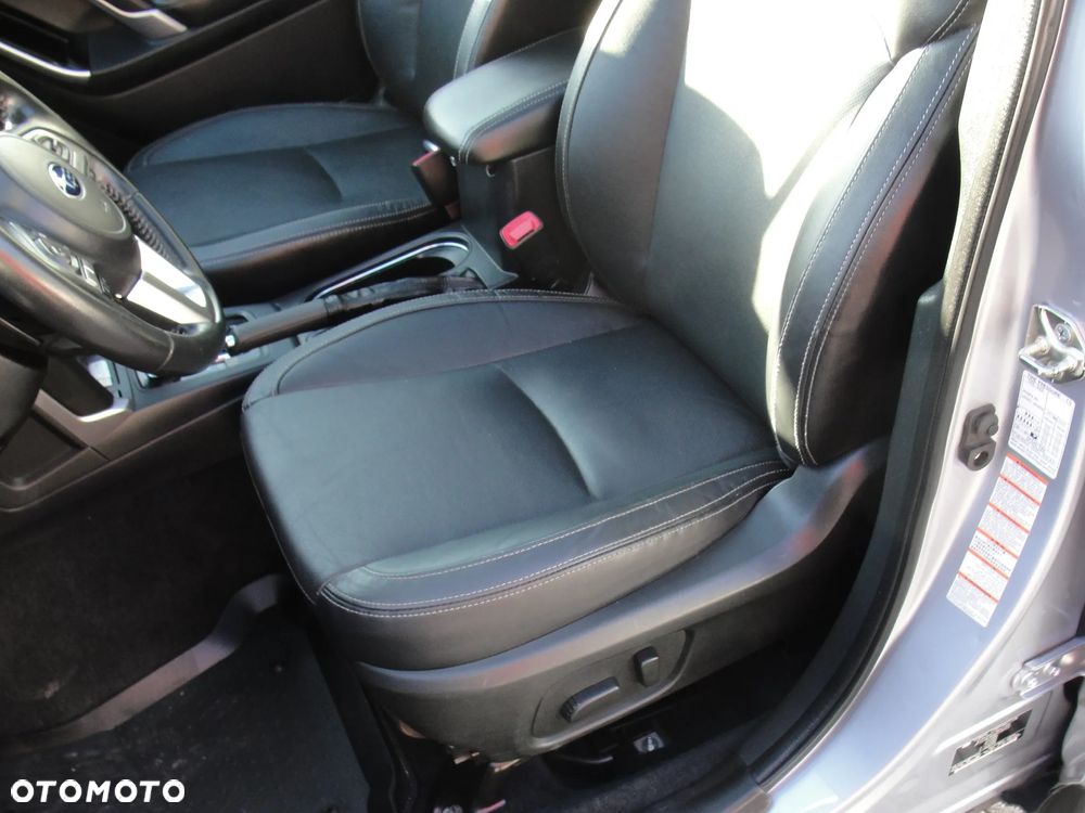 Subaru Forester 2.0 XT Platinum Lineartronic - 14