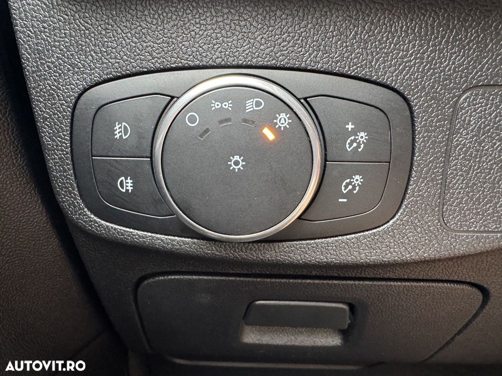 Ford Focus 1.5 EcoBlue Titanium X - 19