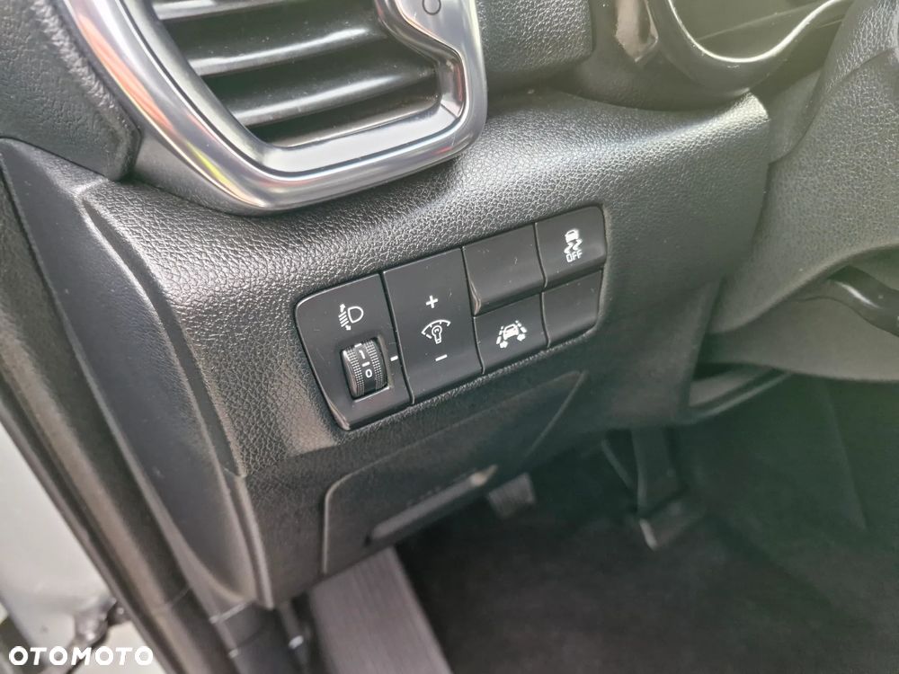 Kia Sportage 1.7 CRDI 2WD Spirit - 22