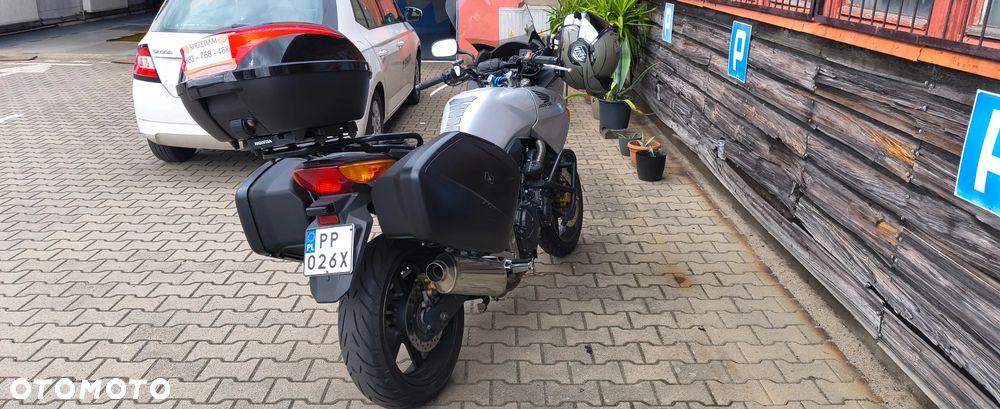 Honda CBF - 3