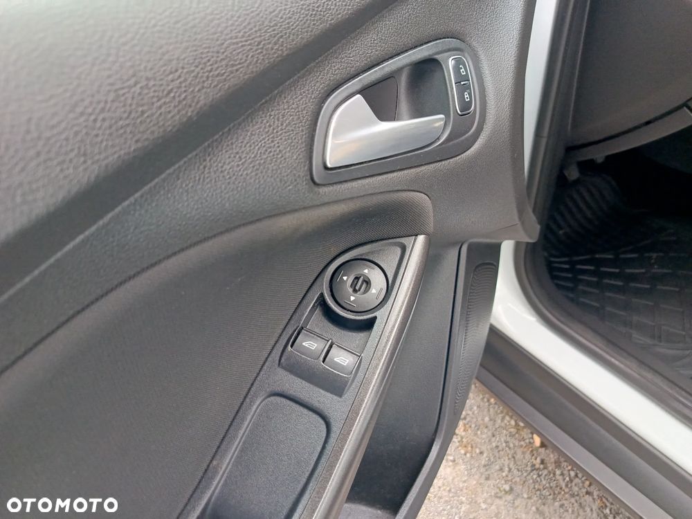 Ford Focus - 28