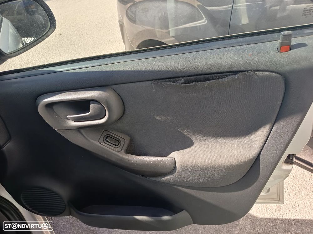 Opel Corsa 1.2 16V Confort - 14