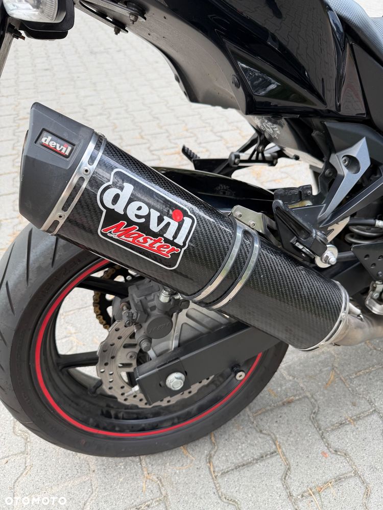 Kawasaki ZR - 19
