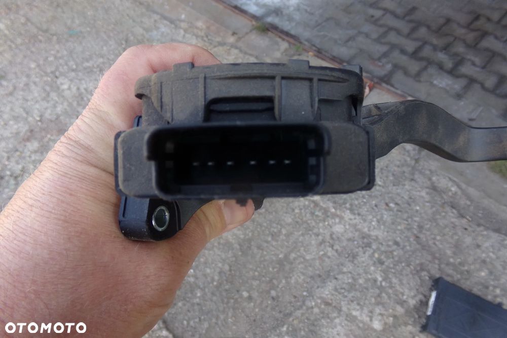 Pedał potencjometr gazu 9681844480-03 Citroen Peugeot - 4