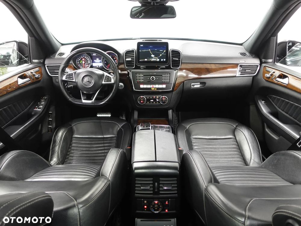 Mercedes-Benz GLS 350 d 4Matic 9G-TRONIC AMG Line - 30