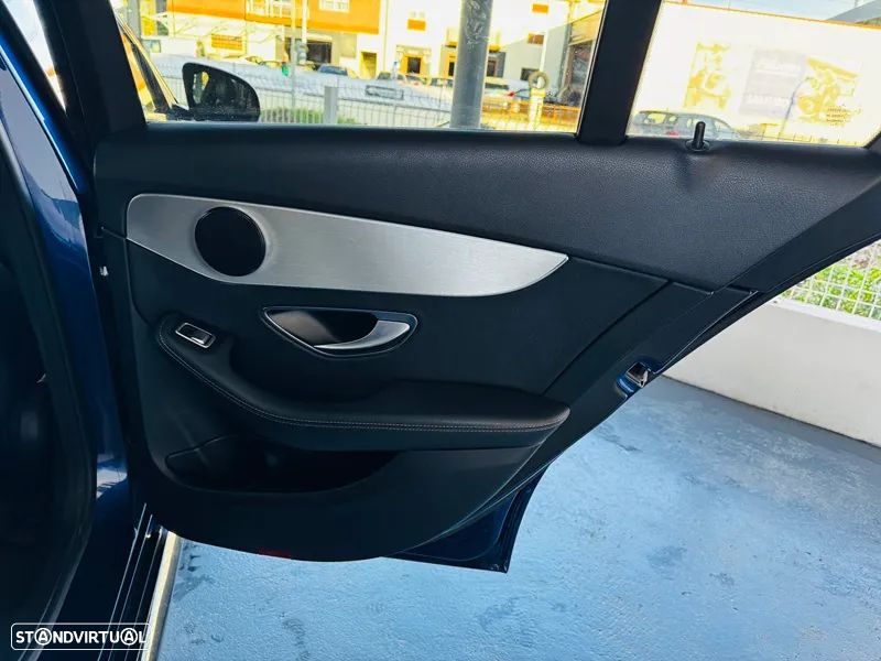 Mercedes-Benz C 220 d AMG Line - 30