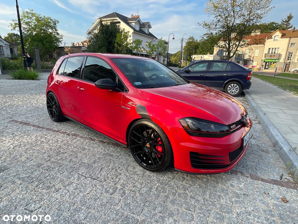 Volkswagen Golf GTI Performance BlueMotion Technology DSG - 2