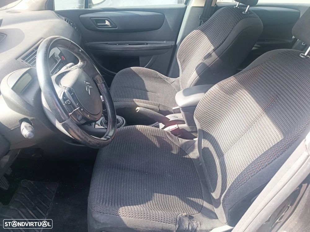 Citroën C4 1.6 HDi 110 SX - 5