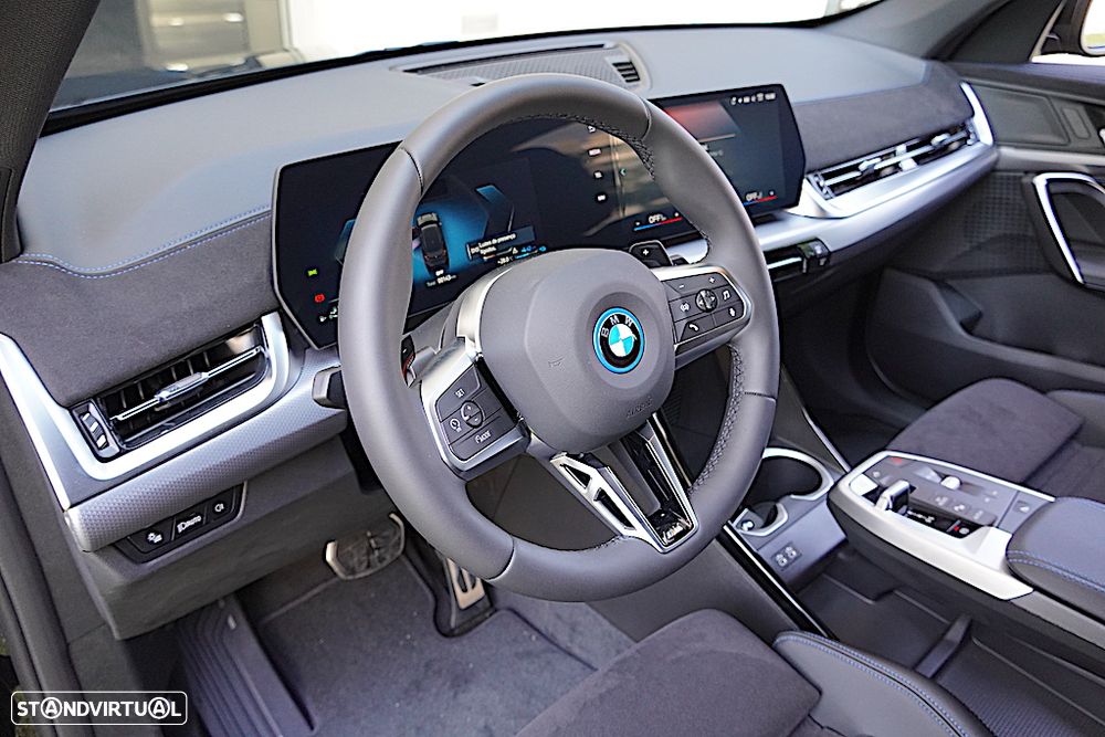 BMW X1 xDrive25e Pack Desportivo M - 29