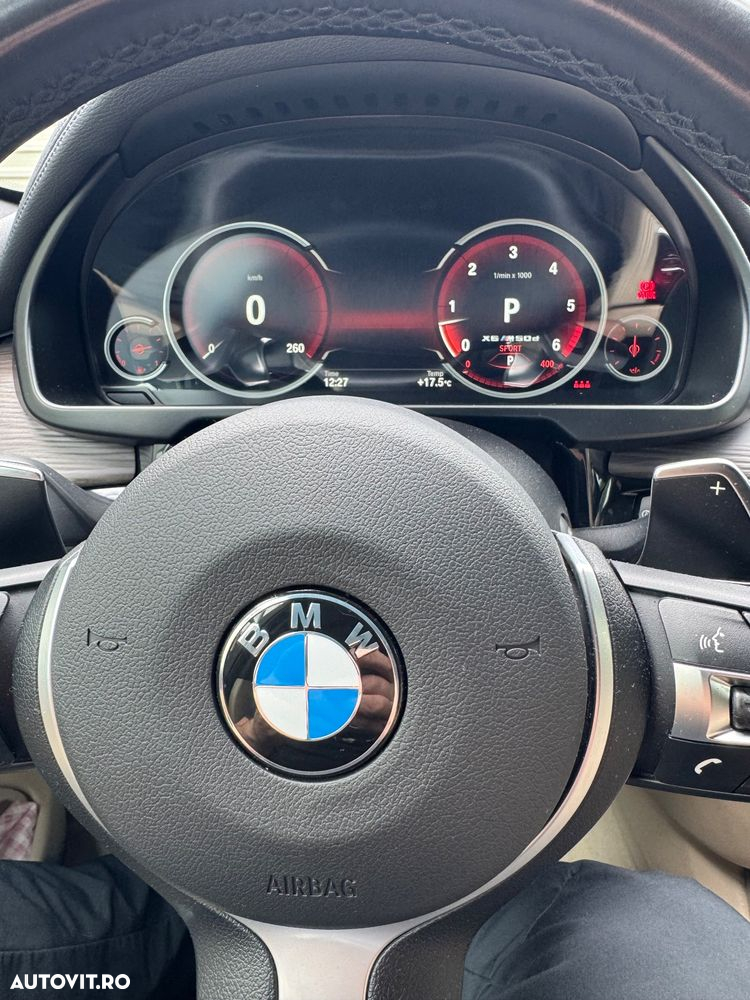 BMW X6 M M50d - 9
