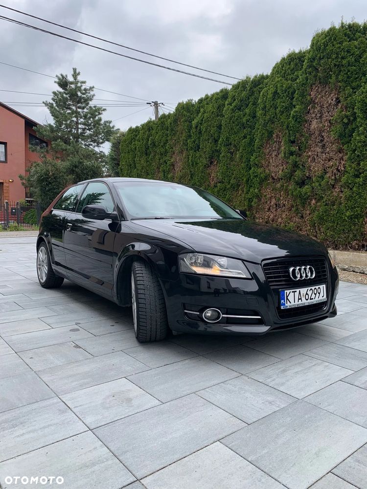 Audi A3 3-drzwiowe 1.6 TDI DPF Attraction - 4