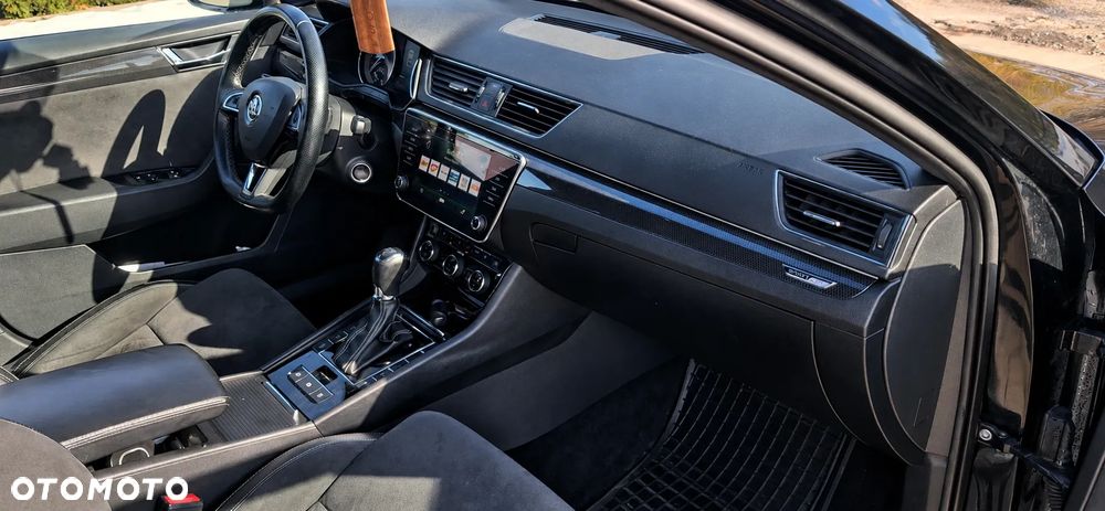 Skoda Superb 2.0 TDI Sportline DSG - 6