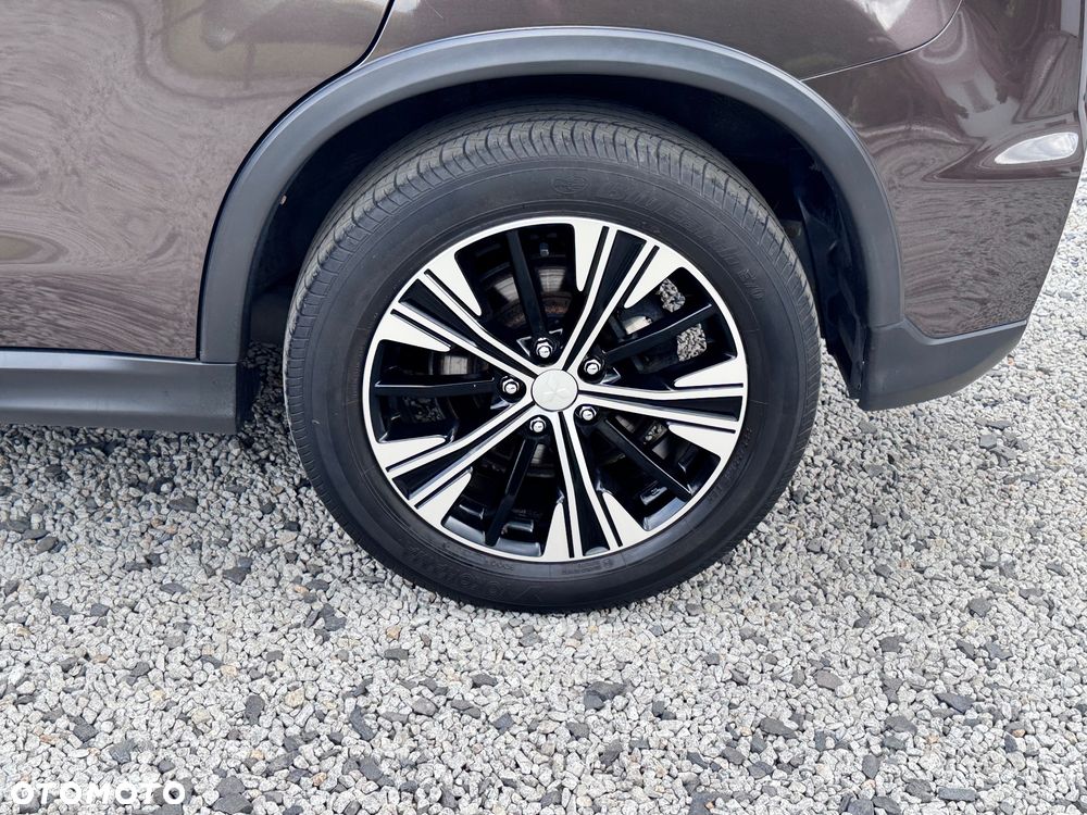 Mitsubishi ASX 2.0 4WD CVT Spirit+ - 18