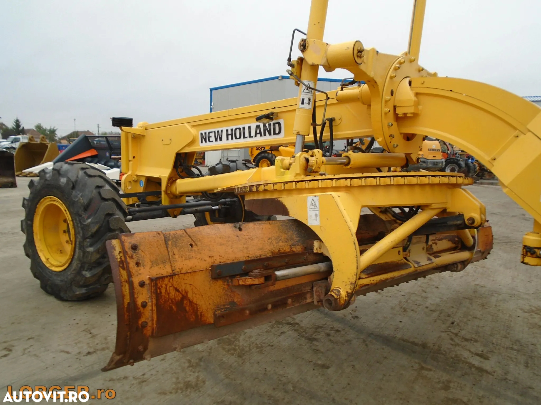 New Holland RG200B - 7