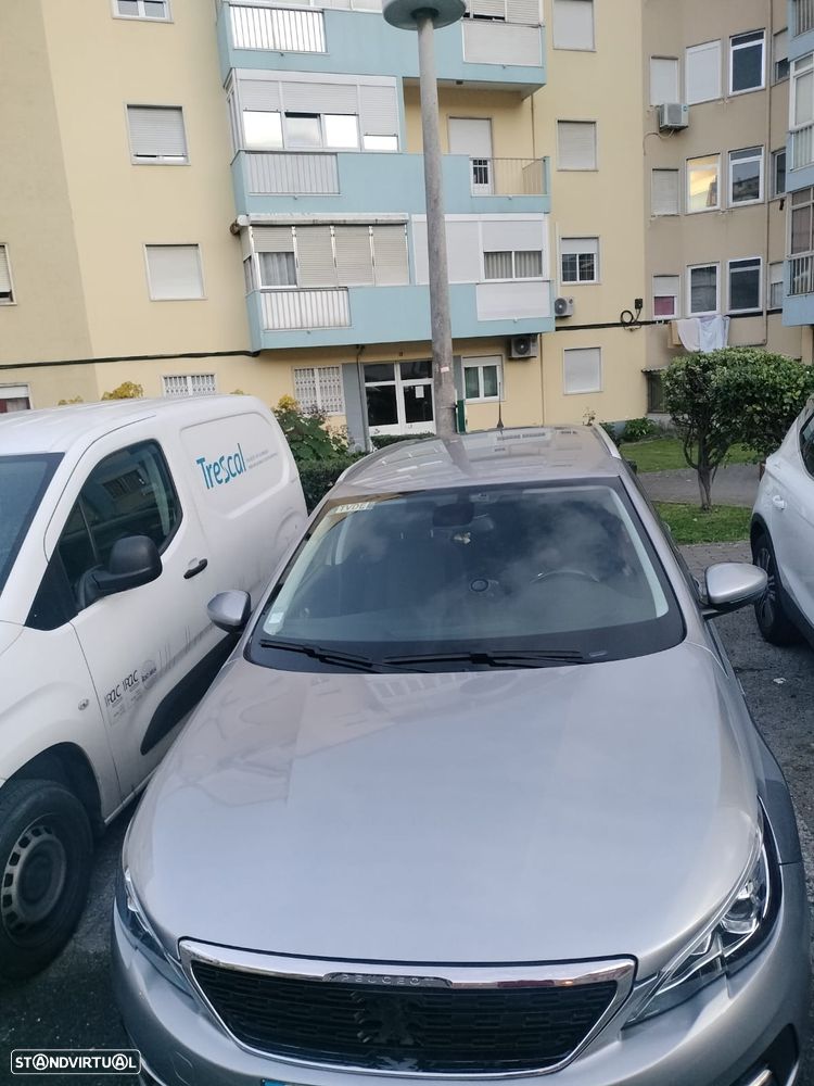 Peugeot 308 SW - 9