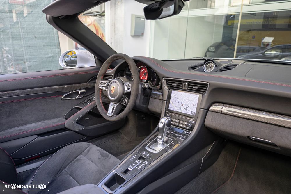 Porsche 911 (991) Carrera GTS Cabriolet PDK - 36