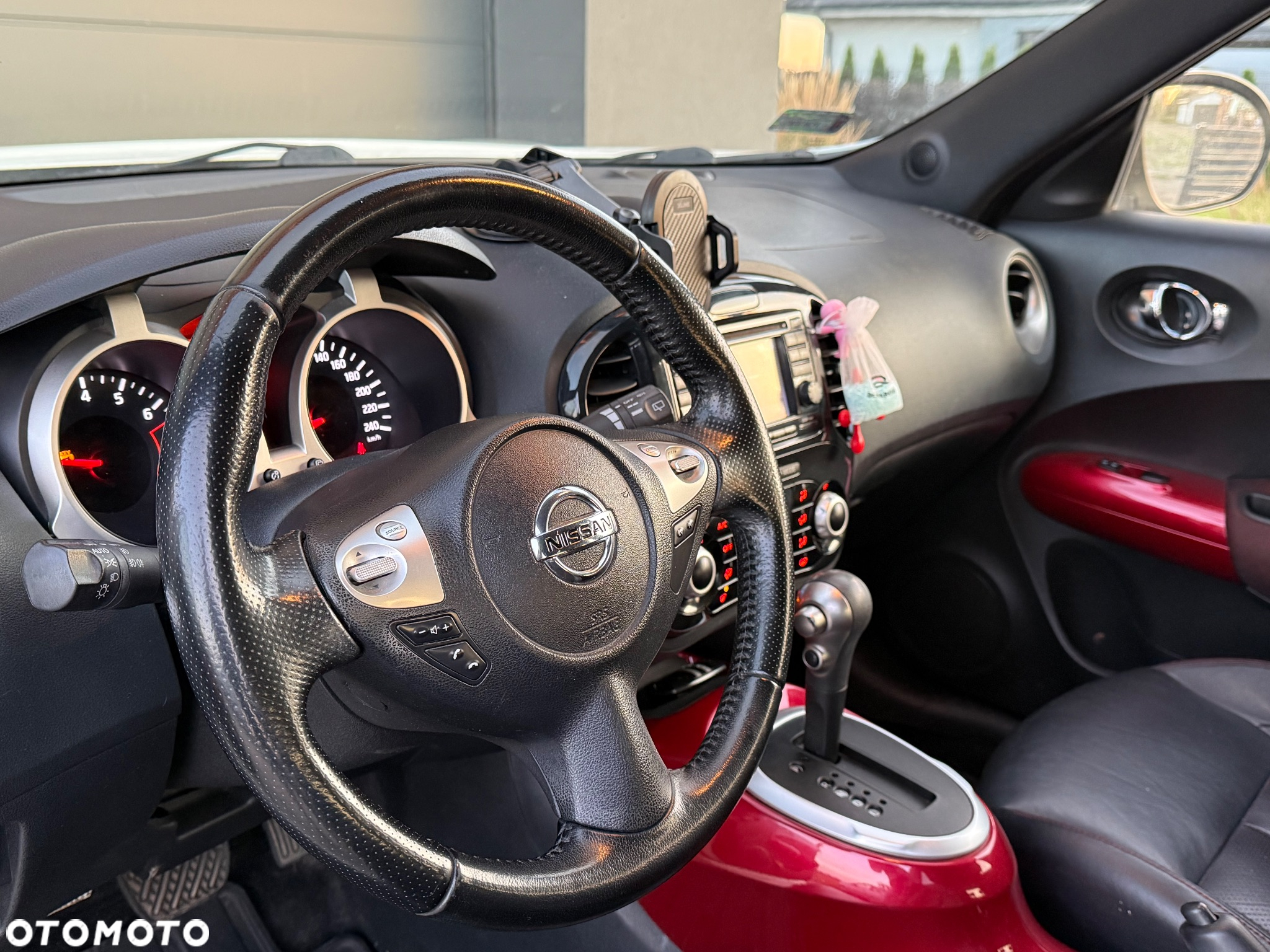 Nissan Juke 1.6 Tekna CVT - 9