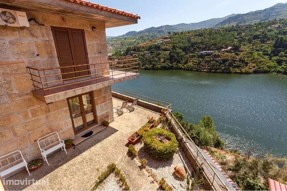 MORADIAS T6 ou T20 | MARAVILHOSAS VISTAS A 200º SOBRE O RIO DOURO - Grande imagem: 2/60