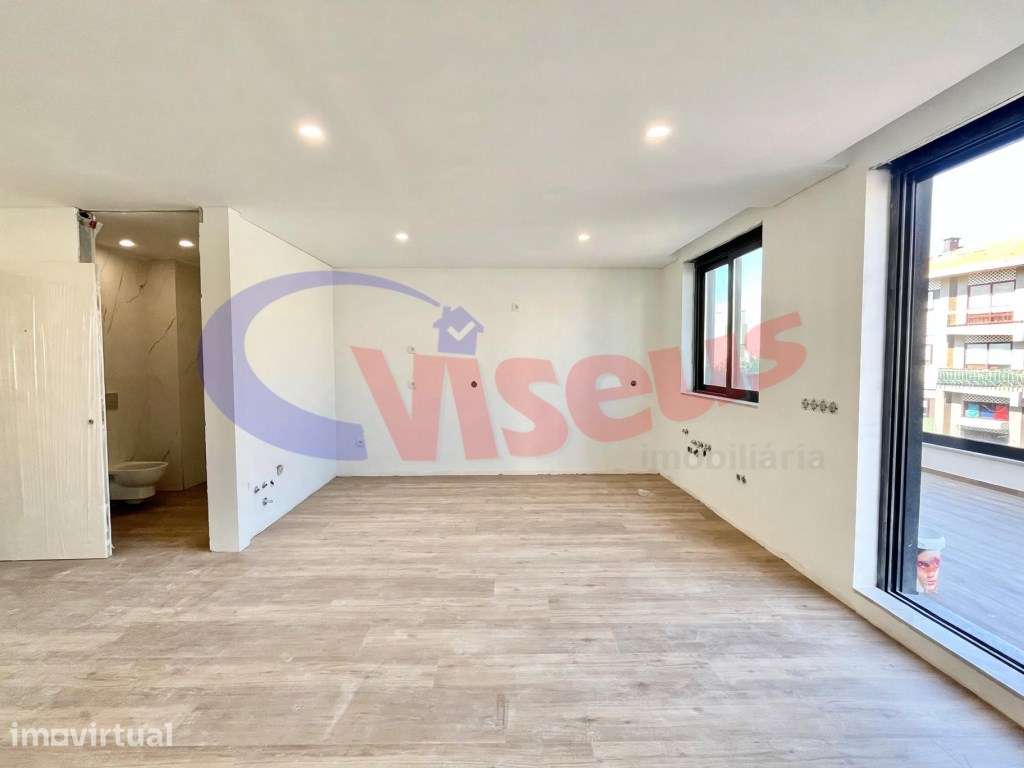 T2 Novo com Terraço Santo Ovídio - Grande imagem: 5/27