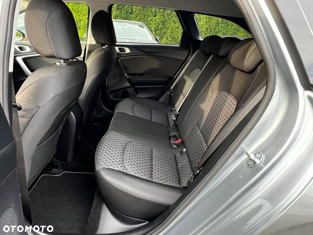 Kia Ceed 1.0 T-GDI L Business Line Plus - 16