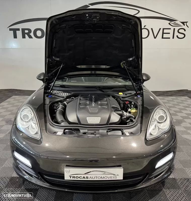Porsche Panamera - 53