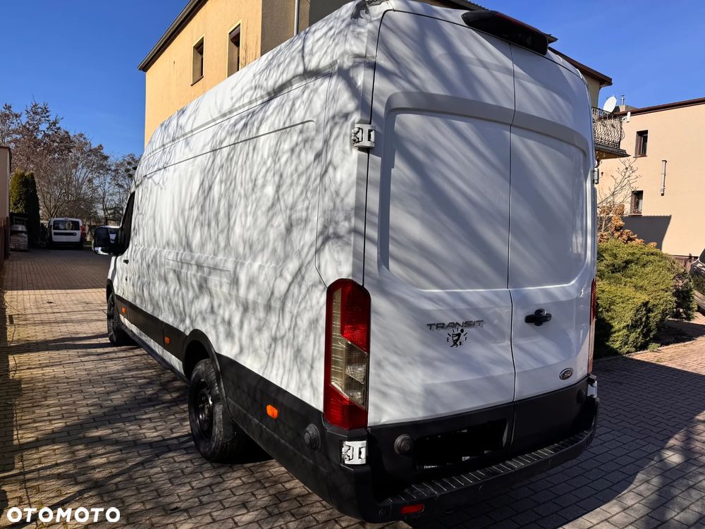 Ford Transit - 4