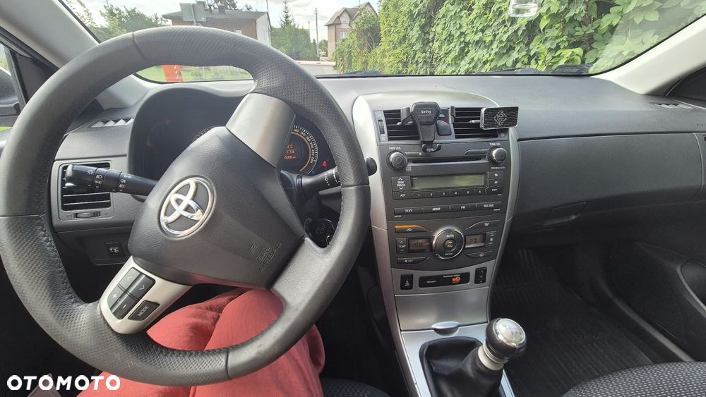 Toyota Corolla 1.4 D-4D Active - 14
