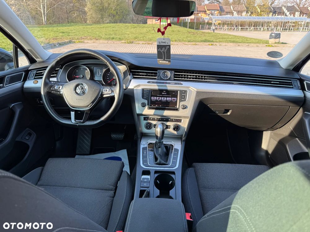 Volkswagen Passat 2.0 TDI SCR DSG Highline - 16