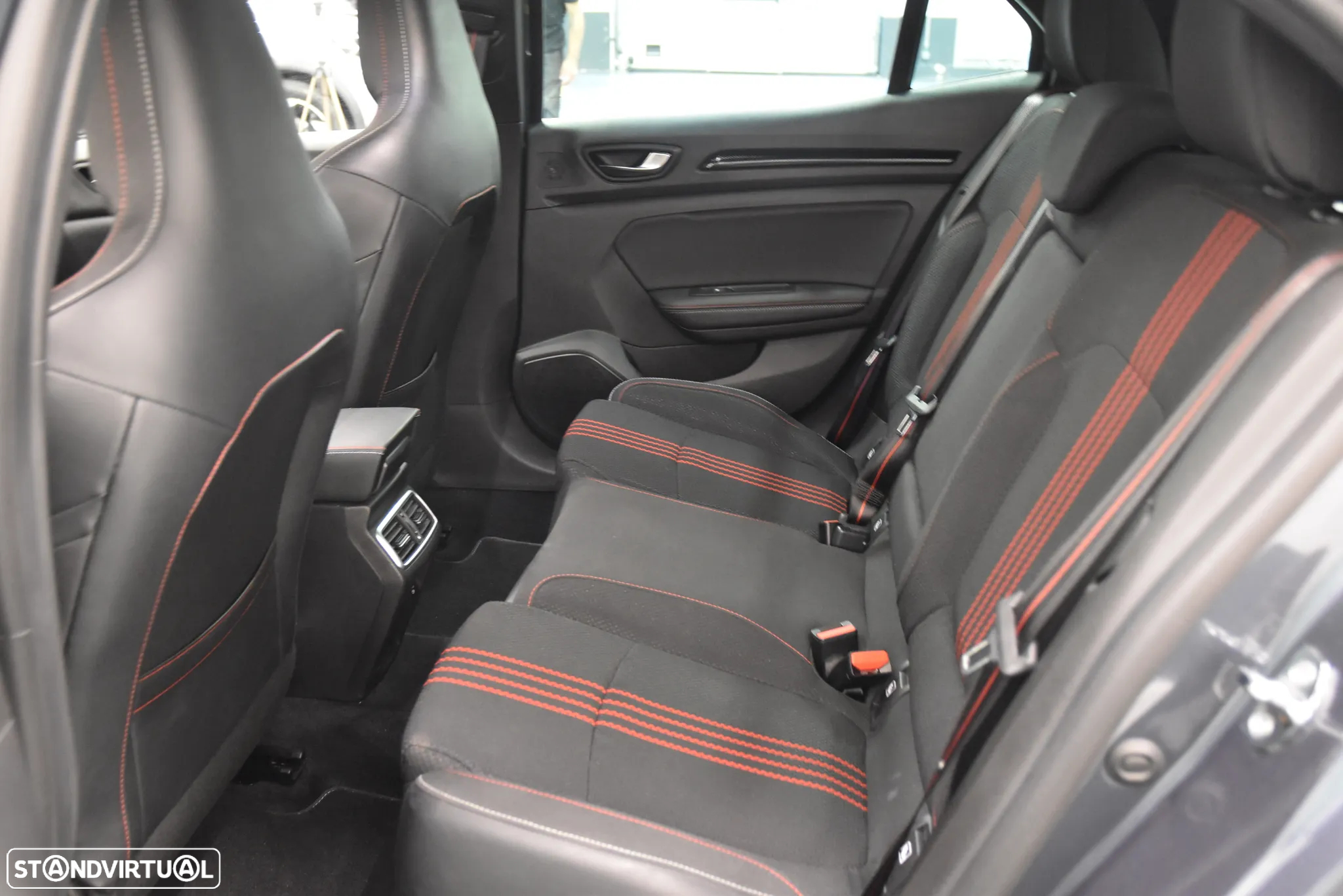 Renault Mégane 1.6 Plug-In R.S. Line - 13
