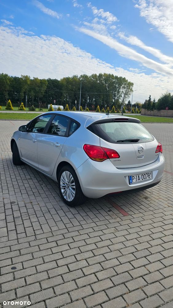 Opel Astra 1.7 CDTI ecoFLEX - 5