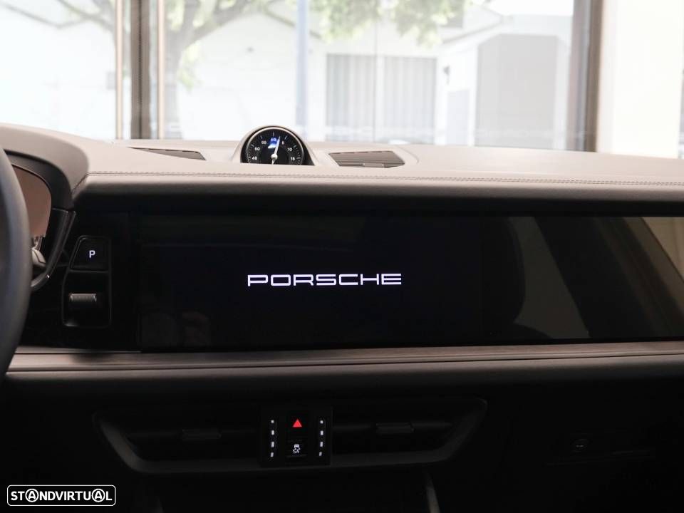 Porsche Cayenne E-Hybrid Black Edition - 28