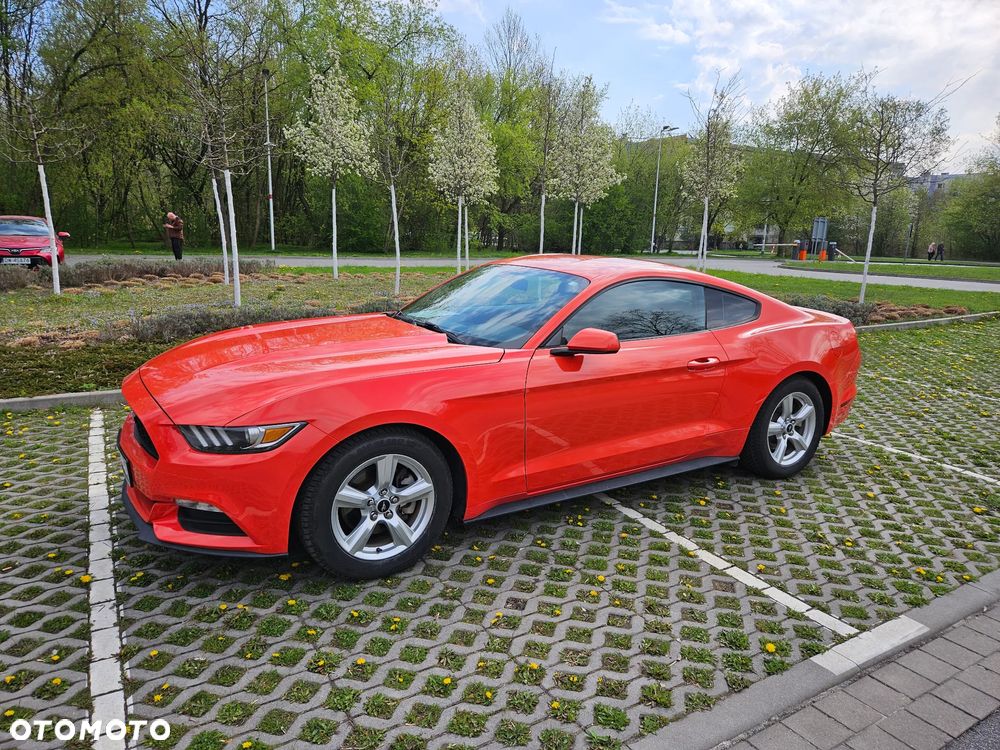 Ford Mustang 3.7 V6 - 1
