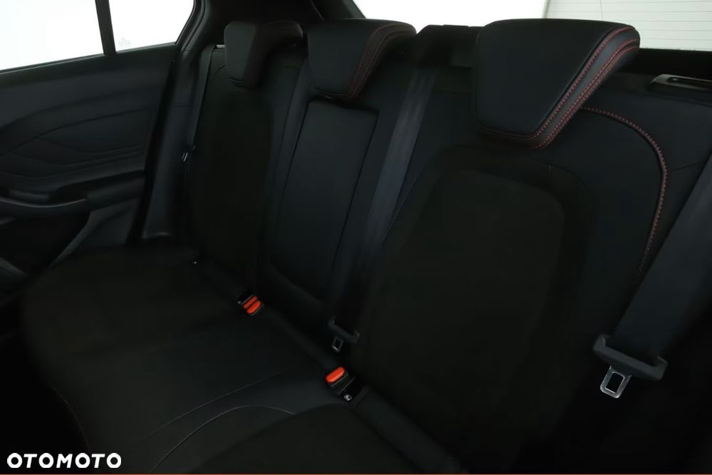 Ford Focus 2.3 EcoBoost ST X - 23