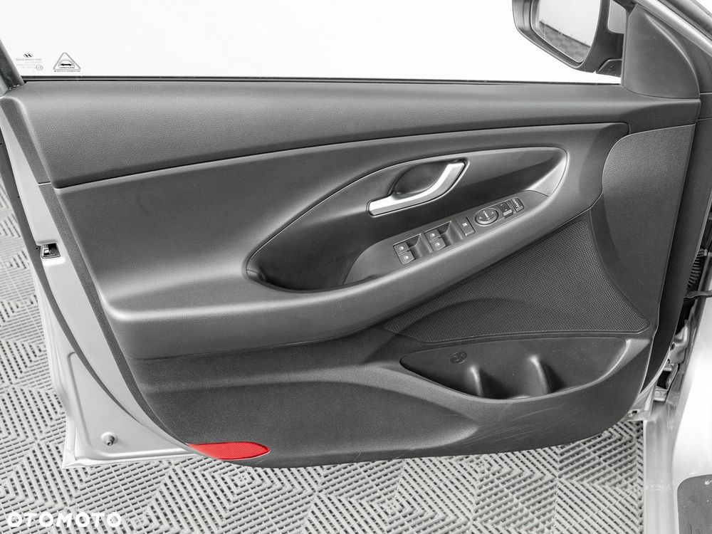 Hyundai i30 1.5 DPI Smart - 9