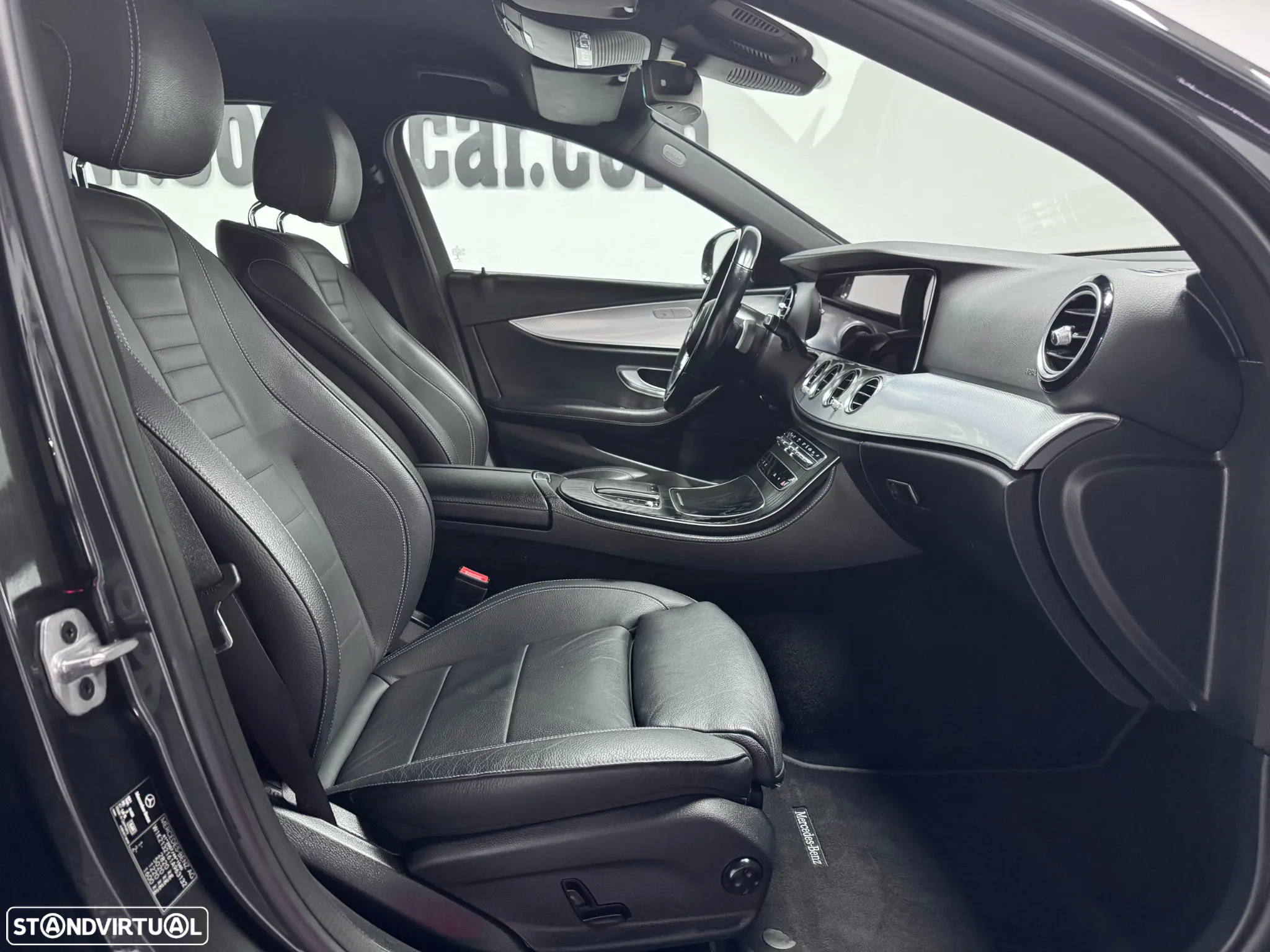 Mercedes-Benz E 300 de Avantgarde - 20