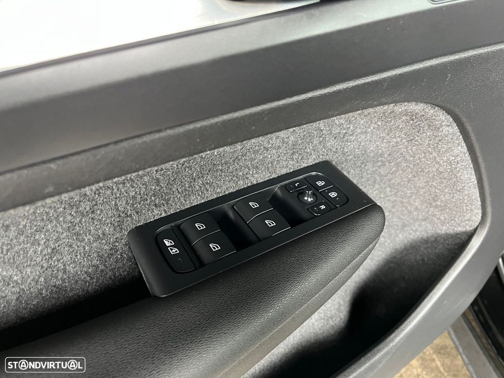 volvo xc-40 ver-t4-recharge-dkg-inscription - 15