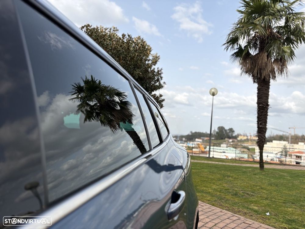 Renault Mégane Sport Tourer BLUE dCi 115 LIMITED - 8