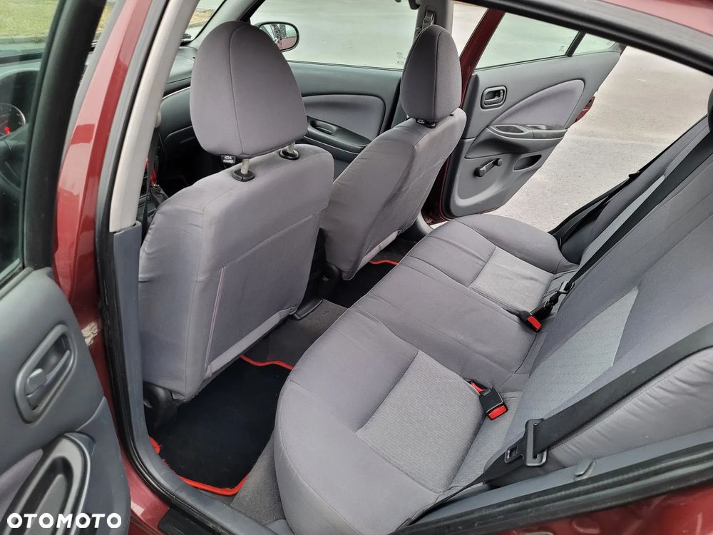 Nissan Almera 1.5 dCi Visia - 6