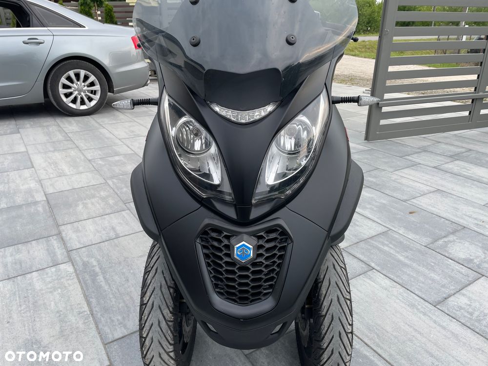 Piaggio MP-3 - 9