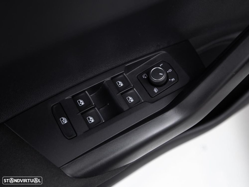 VW Polo 2.0 TSI GTI DSG - 17