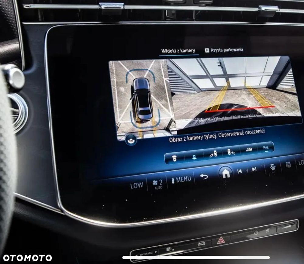 Mercedes-Benz Klasa E 200 4-Matic - 9