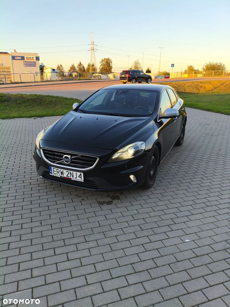 Volvo V40 D2 RDesign - 1