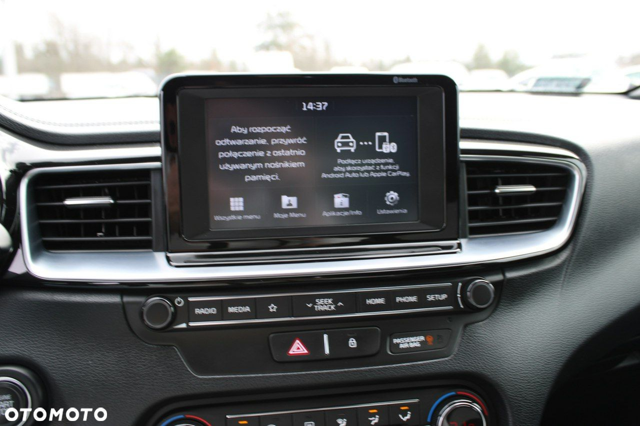 Kia ProCeed - 28