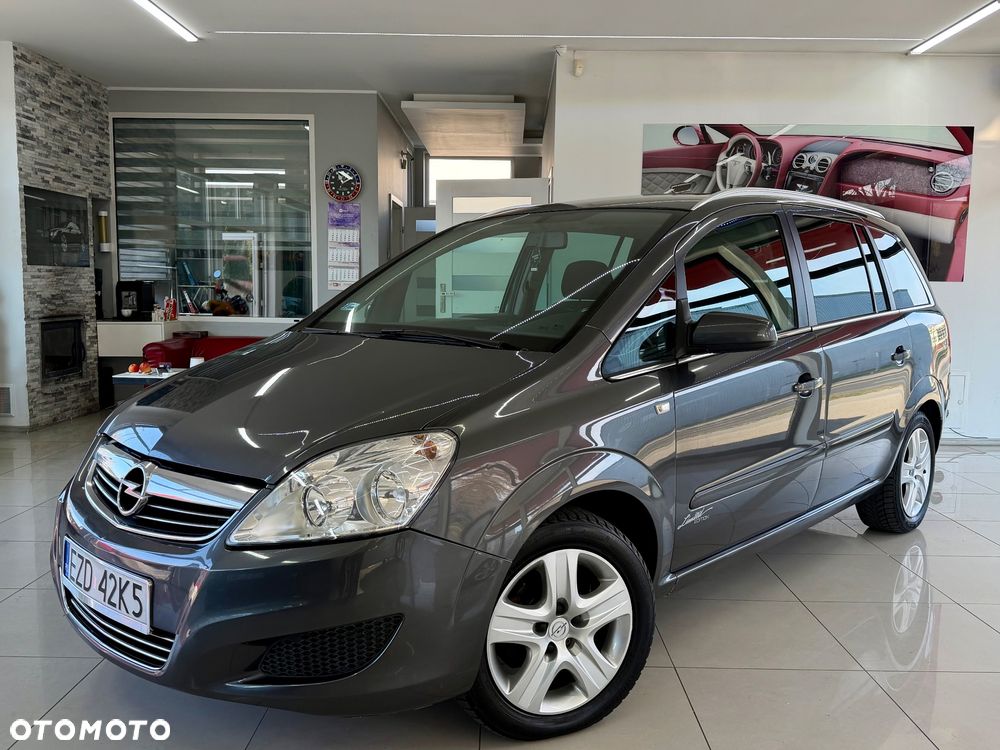Opel Zafira - 26