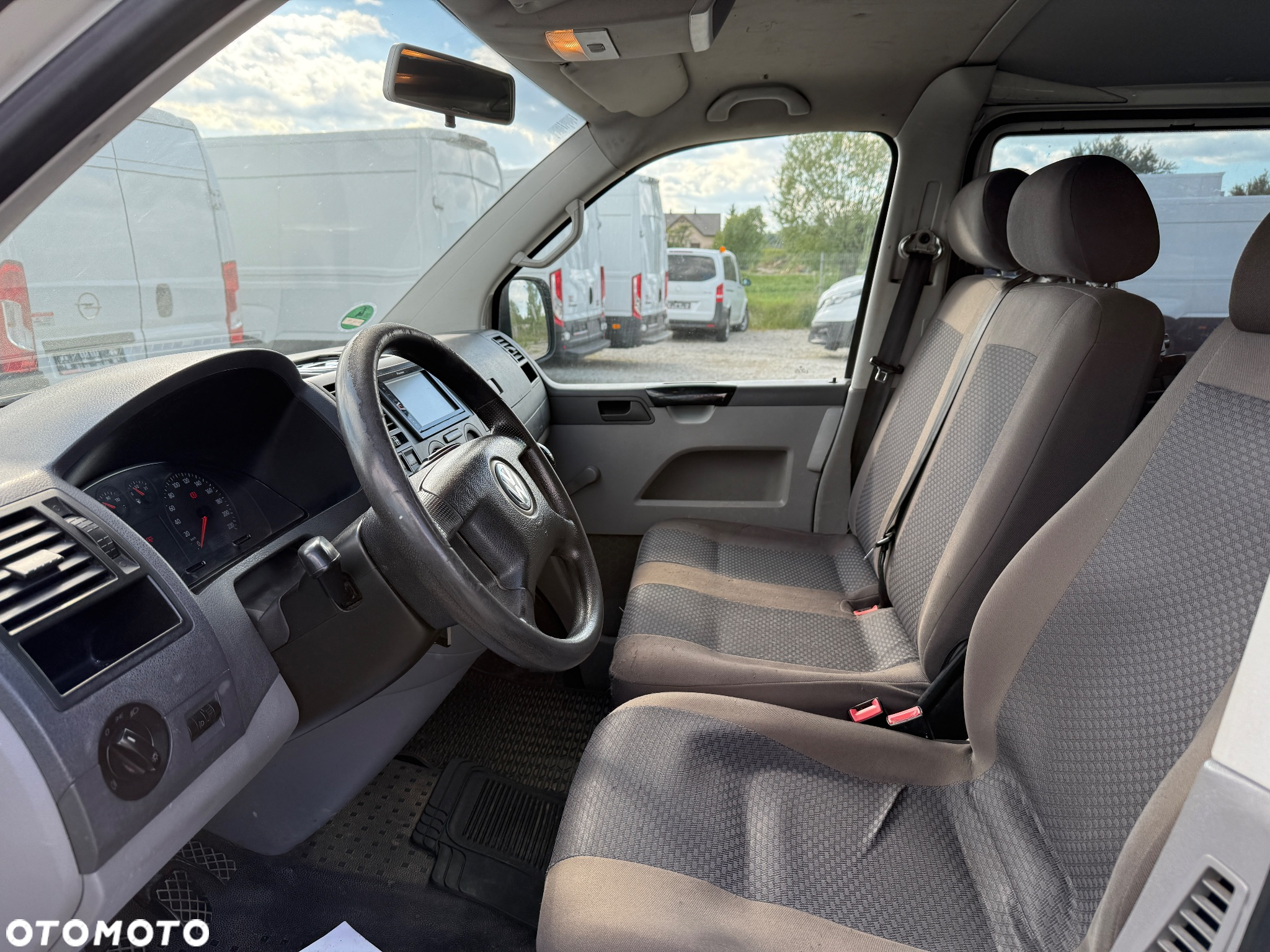 Volkswagen Transporter T5 TDI L1H1 - 10