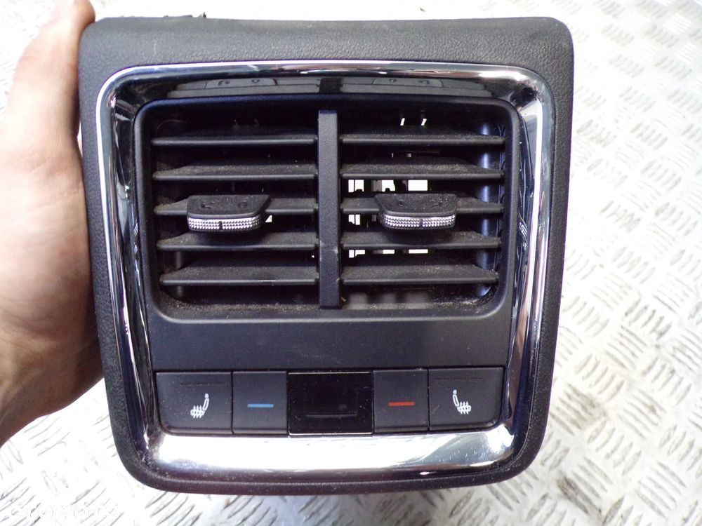 TUNEL PANEL USB KRATKA OSŁONA TUNELU TYŁ SKODA ENYAQ IV - 2