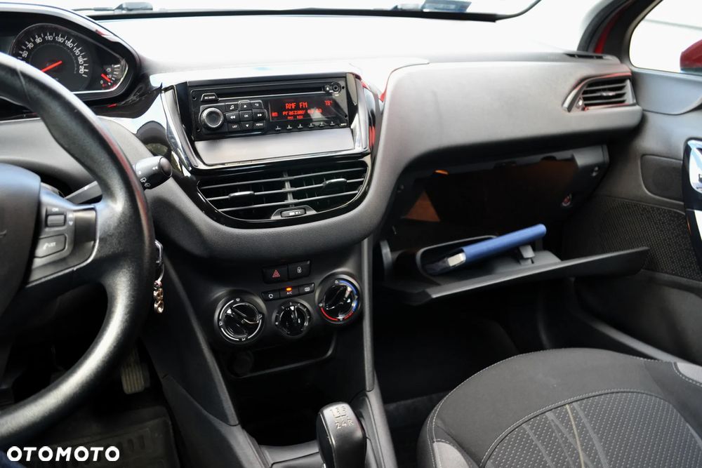 Peugeot 208 1.2 VTi Style - 16