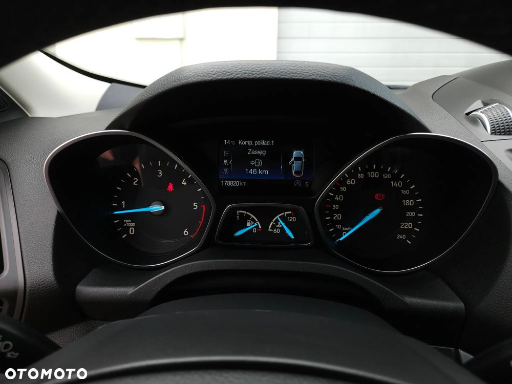 Ford Kuga 2.0 TDCi AWD Titanium - 22