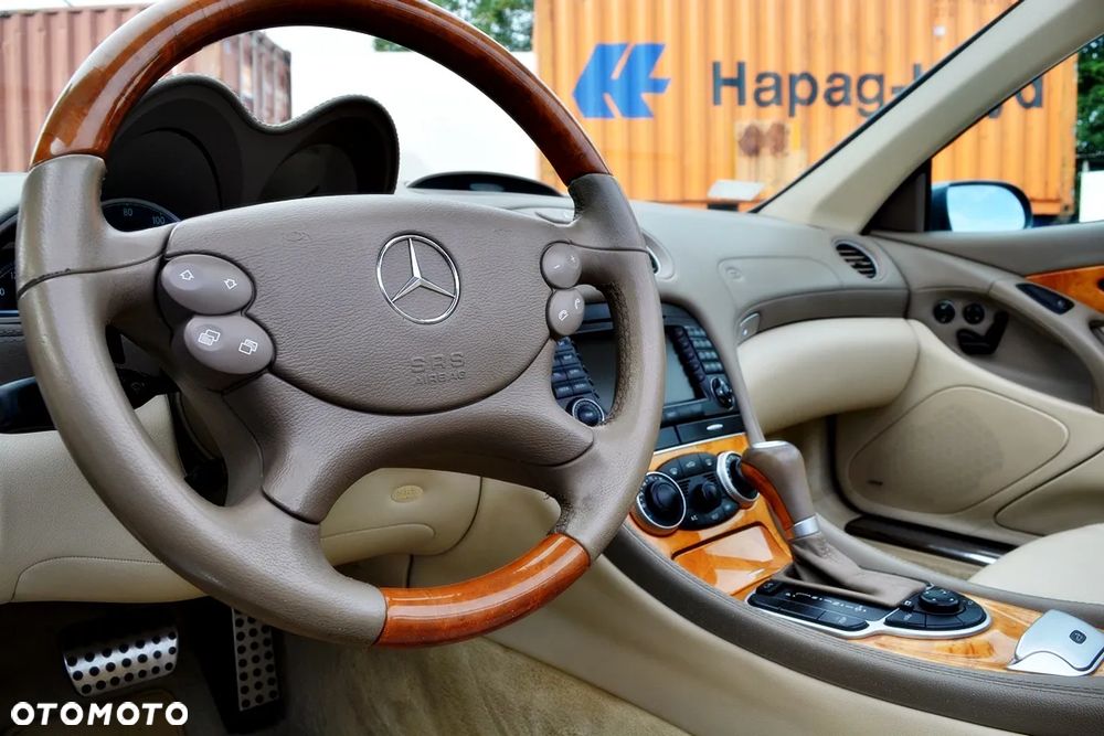 Mercedes-Benz SL - 23