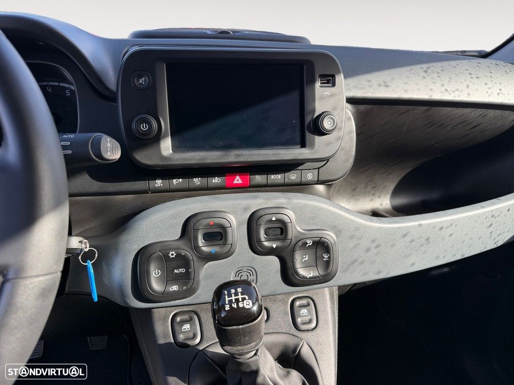 Fiat Panda 1.0 Hybrid City Cross - 11